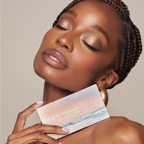 Lawless The Winter Beach One Palette - Picture 4 of 8